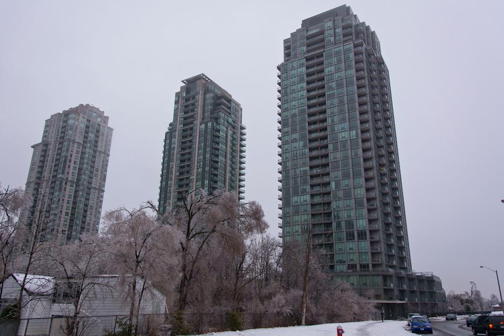 Maplewood Furnished Suites Μισισάουγκα Εξωτερικό φωτογραφία