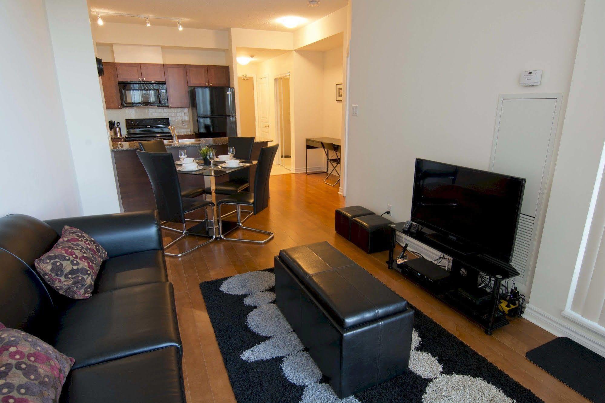 Maplewood Furnished Suites Μισισάουγκα Εξωτερικό φωτογραφία